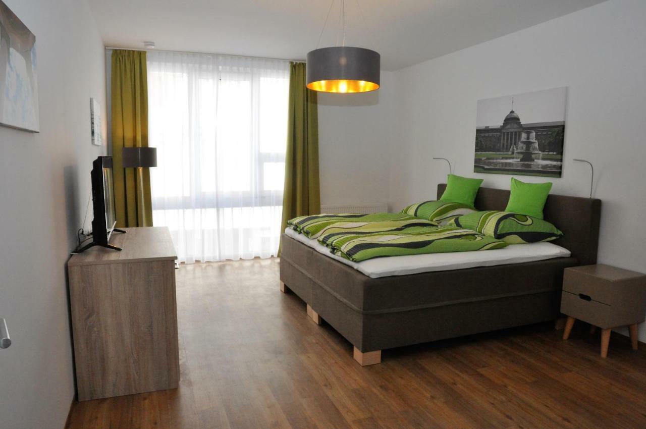 Apartment An Den Quellen Wiesbaden Esterno foto